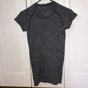 Lululemon swiftly tee